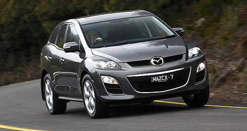 Mazda_CX-7_Front_Action1_large